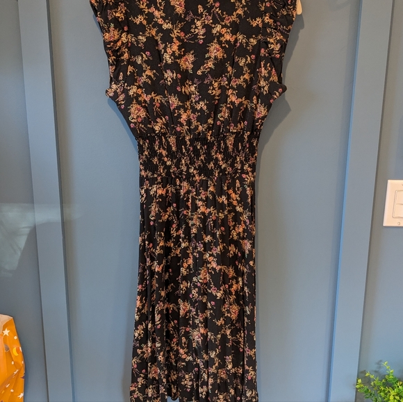 American Rag flower dress - Picture 2 of 6